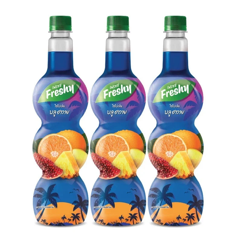 FRESHY Blue Hawaii flavored syrup bottle for drinks, 710ml, shown in a three-pack, ideal for DIY beverages and tropical cocktails.