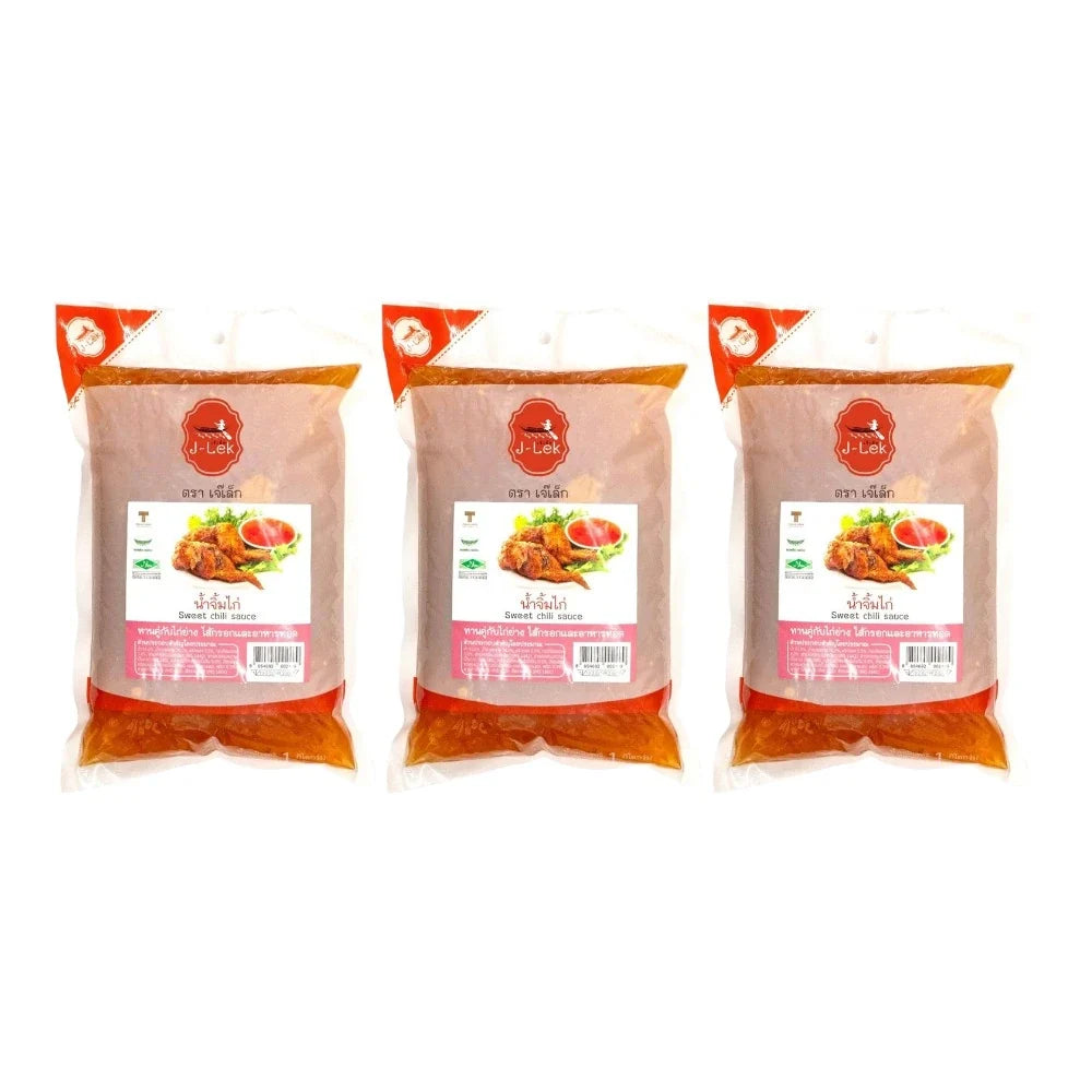 J-lek Jae Lek Chicken Sauce in a 000g bag, dry grocery product, with packaging showing the sauce inside.