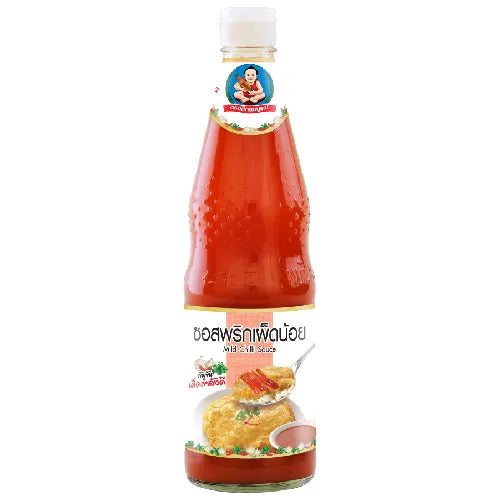 Deksomboon Chili Sauce 800g jar, popular dry grocery item, with red chili peppers and sauce inside a clear jar.